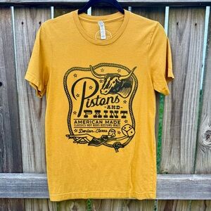 Pistons And Paint Denton Texas Western Yellow Cowgirl Soft Babydoll Tshirt Sz SM